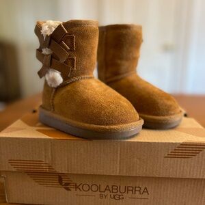 Koolaburra by UGG Tan Suede Boots with Bows